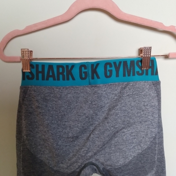 Gymshark Gray and Blue Colorblock Flex Cropped Athletic Leggings Size Small - Picture 5 of 13